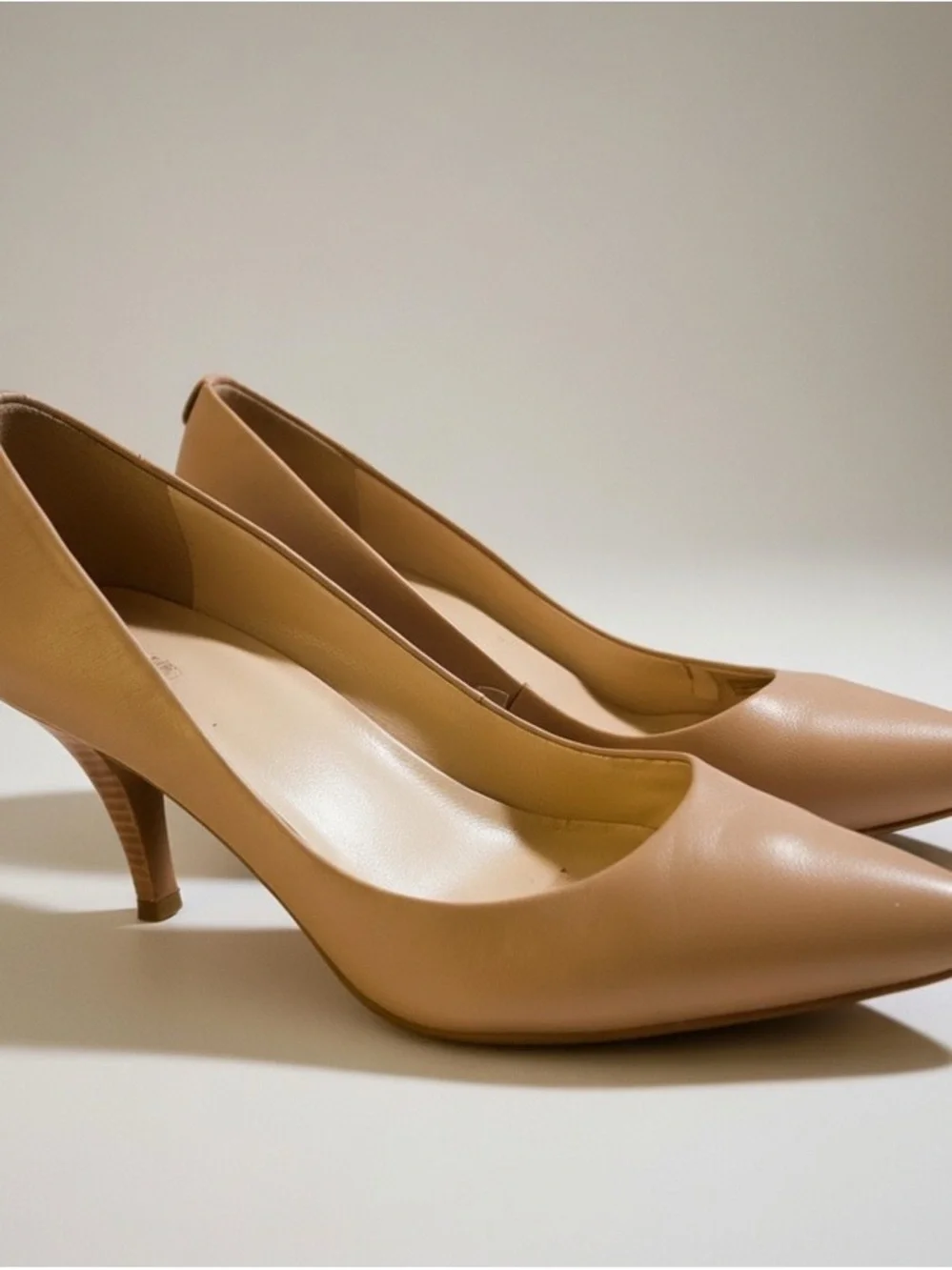Michael Kors Nude Pumps
